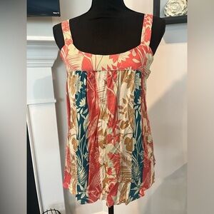 NWT WOMEN’S TOP